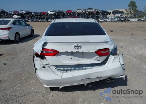 2020 Toyota Camry Se z USA, uszkodzony, nr VIN 4T1G11AKXLU935892